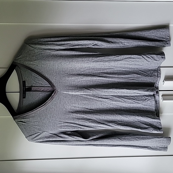 EUC WHBM gray long sleeve top size XS - Picture 1 of 5